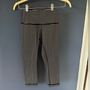 Lululemon Black/White Striped Capri leggings